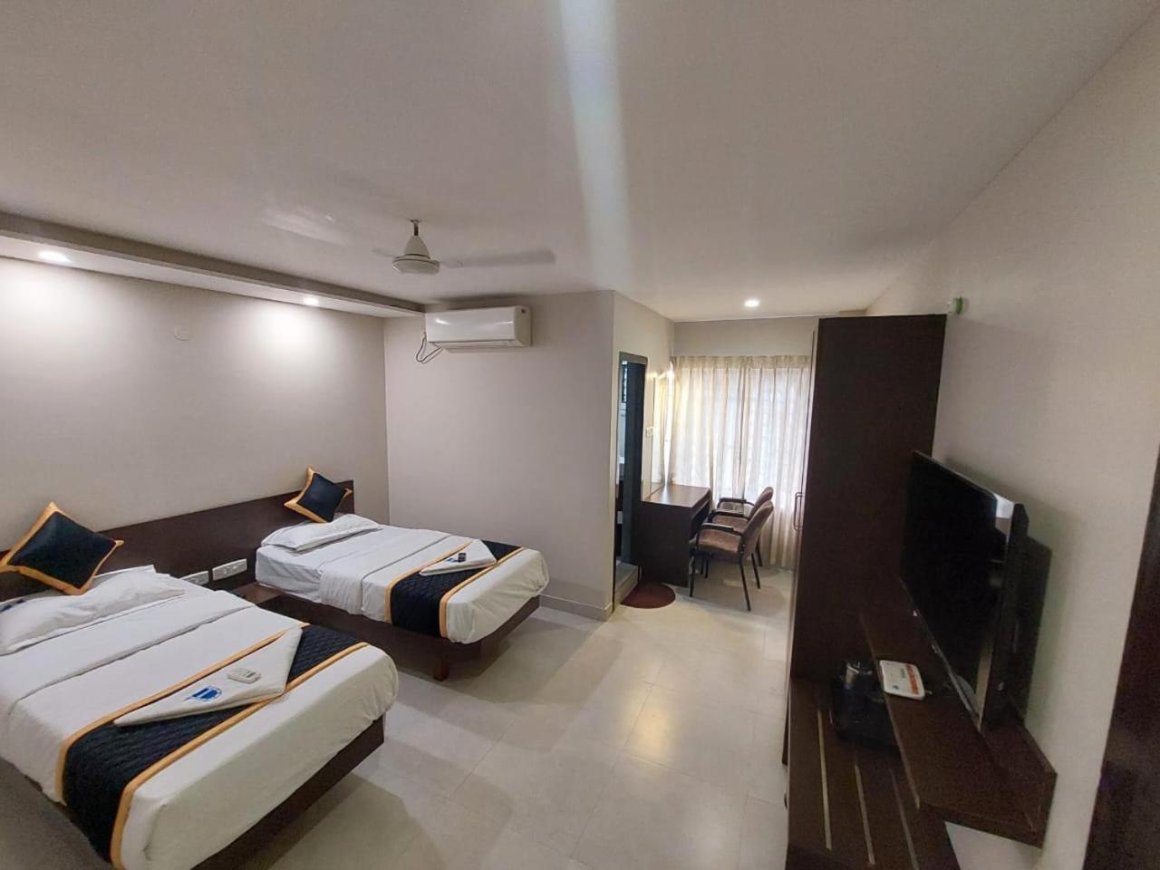 Hotel Aiba Regency Kojambuttúr Kültér fotó