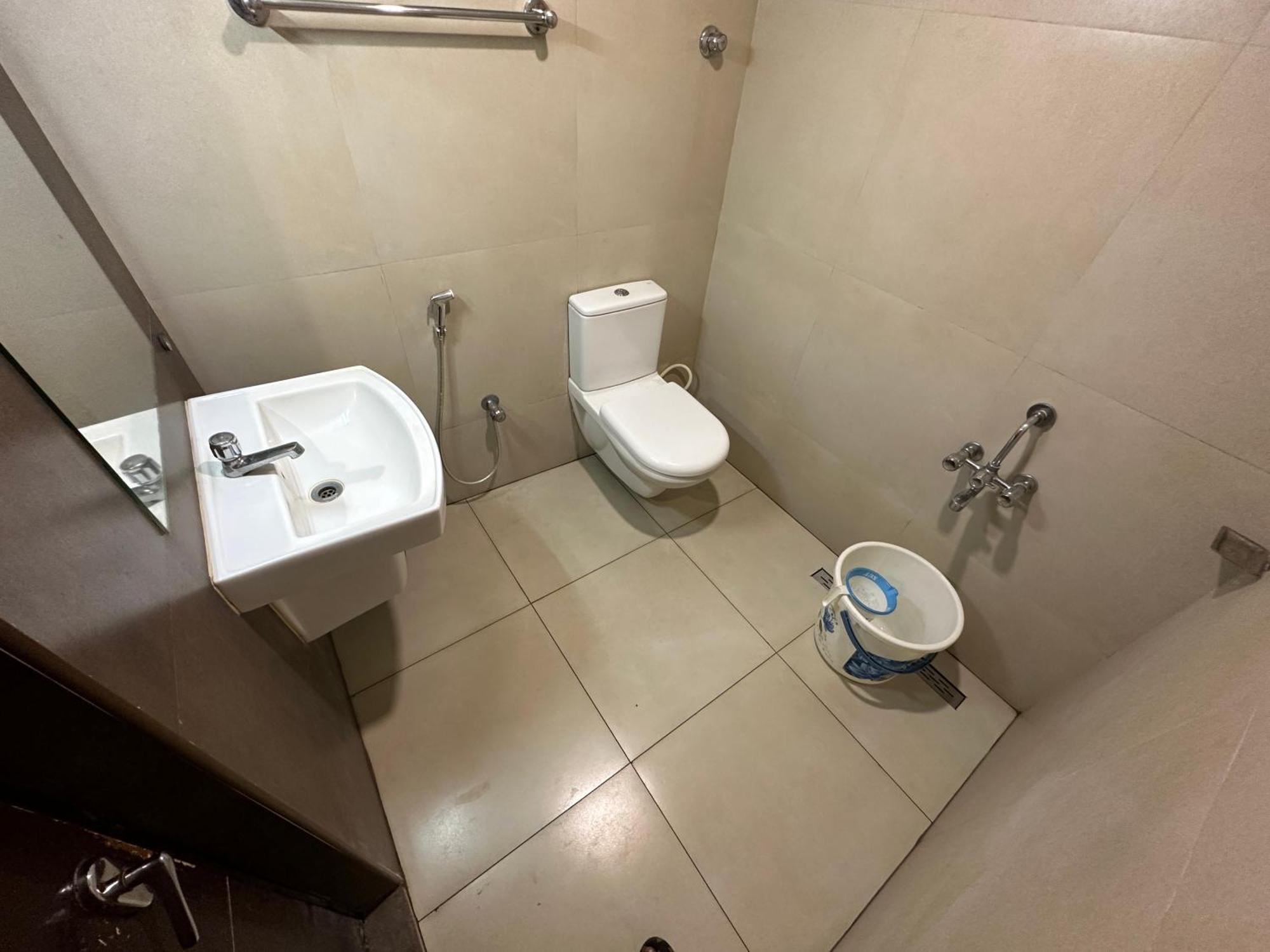 Hotel Aiba Regency Kojambuttúr Kültér fotó