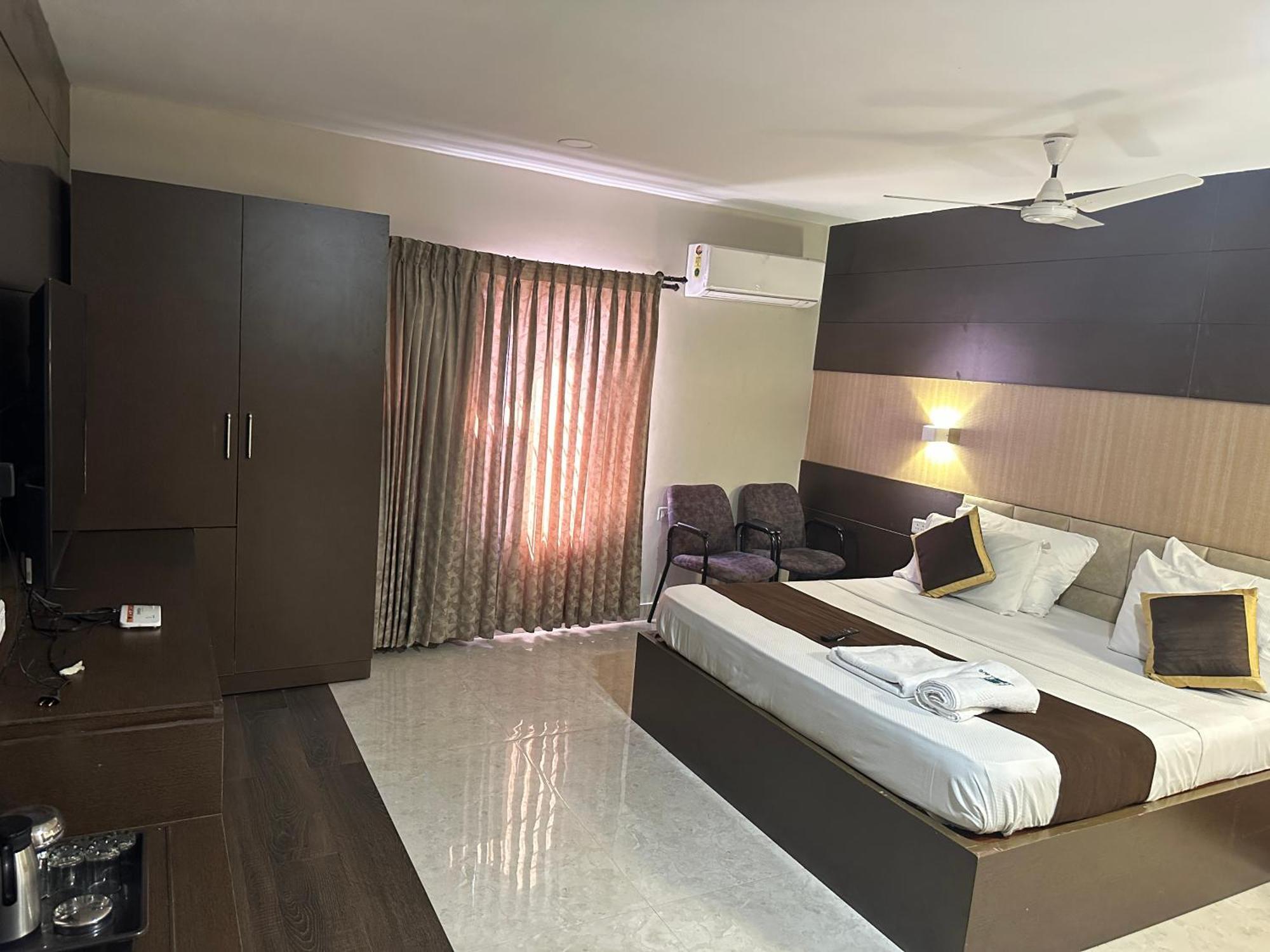 Hotel Aiba Regency Kojambuttúr Kültér fotó